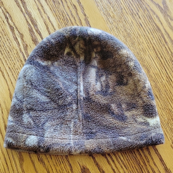 Reversible Camouflage Fleece Beanie - Picture 1 of 3